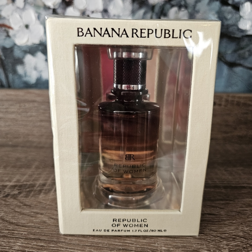 Republic Of Women Perfume (1.7oz) ✨DISCONTINUED - RARE✨
